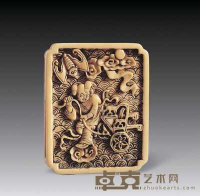 清中期 象牙人物香囊 4.5×3.5cm